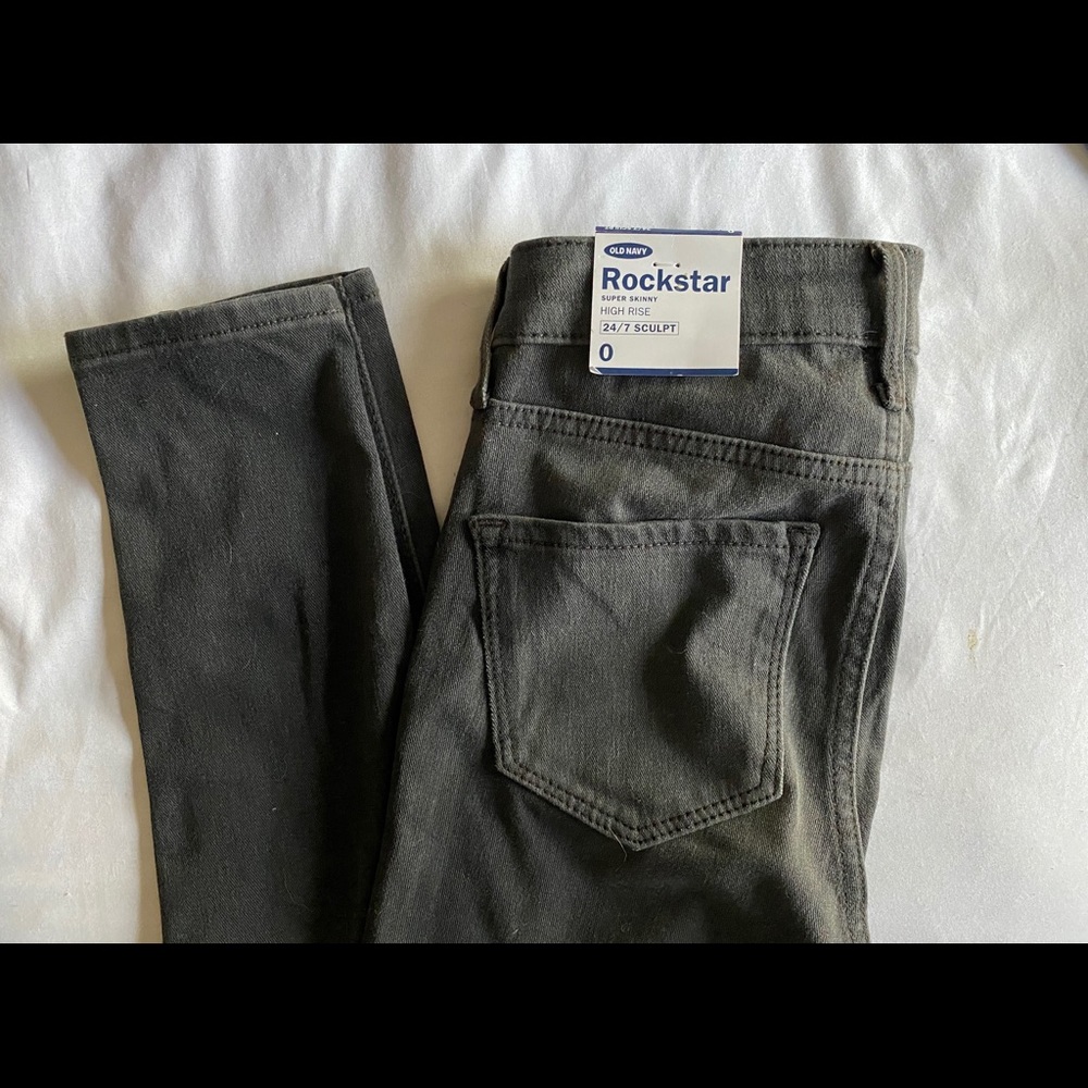 NWT Old Navy Black Rockstar Skinny Jeans